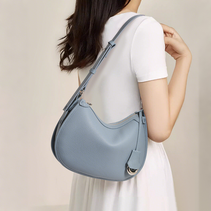 Half Moon Bag Suede - Nuova Borsa a Mezzaluna in Pelle