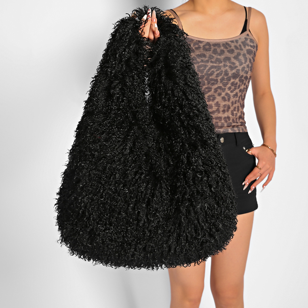 Borsa a tracolla da donna di l - Half Moon Bag Suede recensione e prezzo