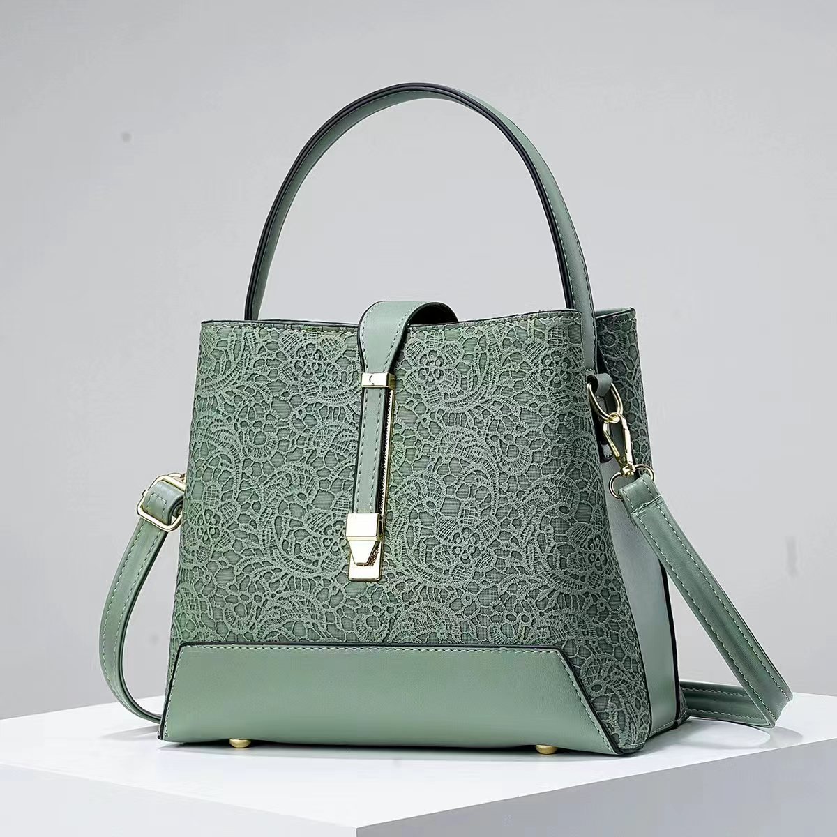 Nuova borsa tote di lusso in p - Luxury Bags Collection recensione e prezzo