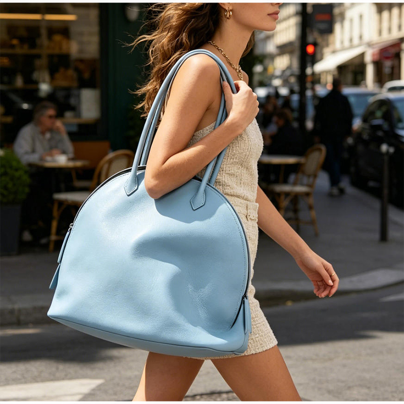 Borsa a Spalla di Lusso a Form - Luxury Bags Collection recensione e prezzo