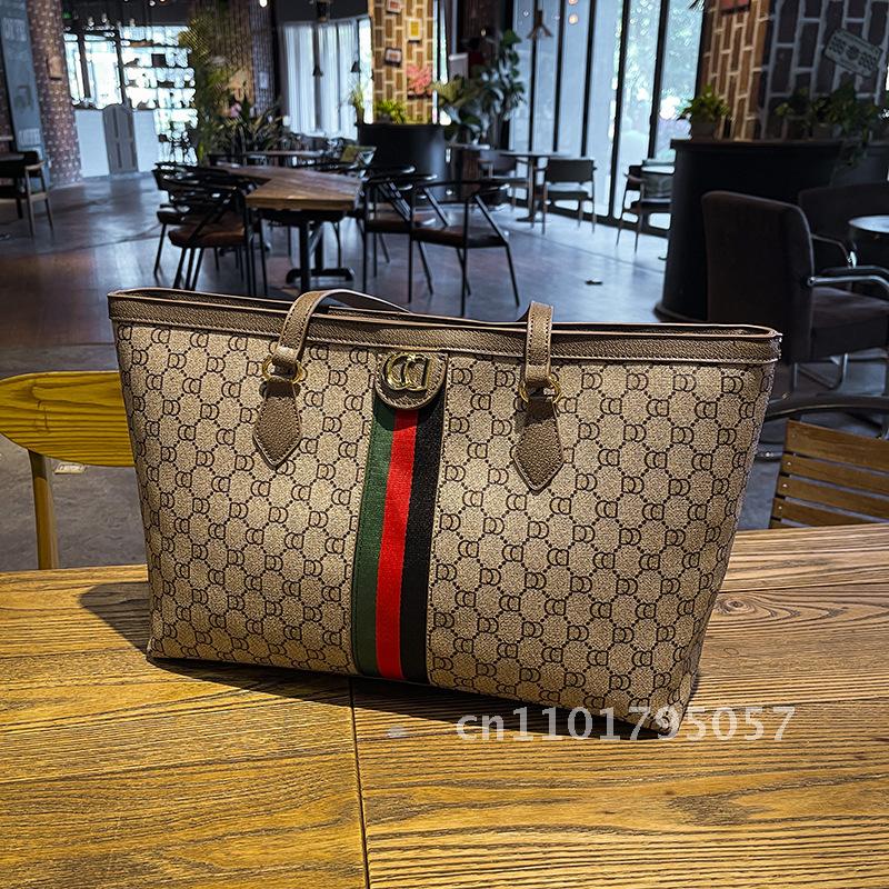 Borsa a tracolla da donna di g - Luxury Bags Louis Vuitton recensione e prezzo