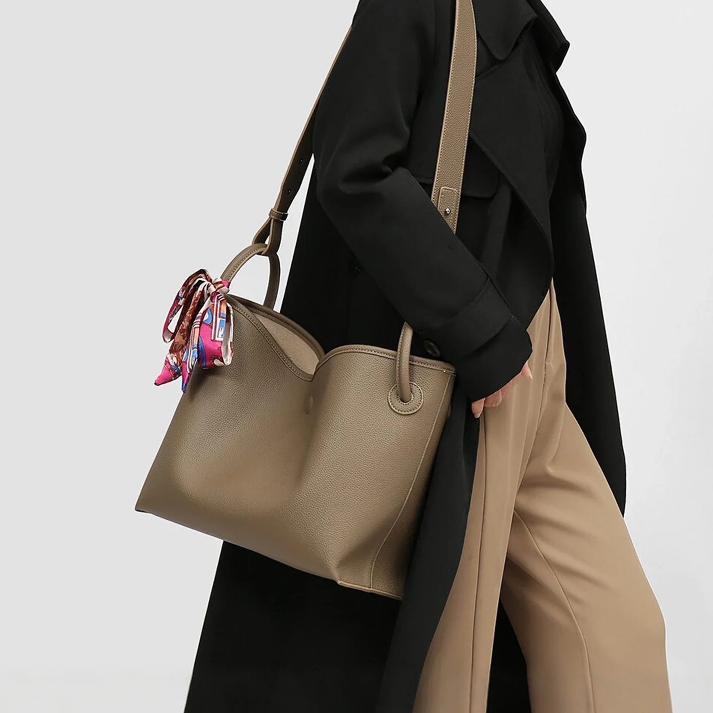 Borsa a Mano di Lusso Leggera  - Luxury Bags Women recensione e prezzo