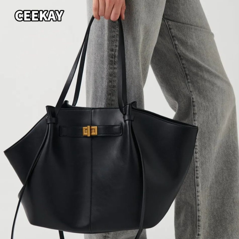 Borse a Spalla da Donna di Gra - Luxury High Quality Bags recensione e prezzo