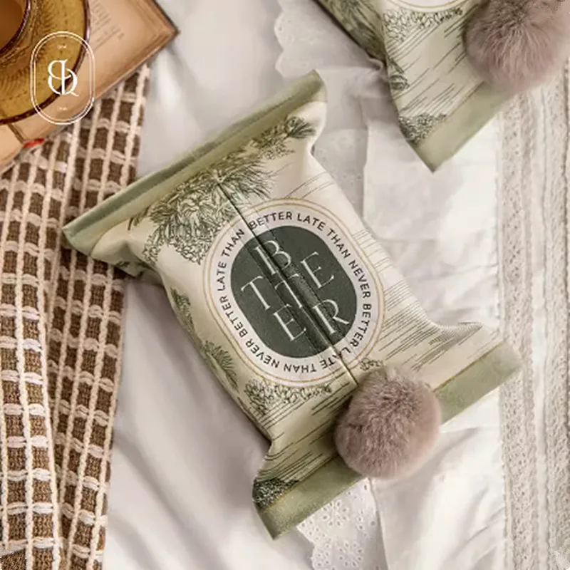 Scatola di fazzoletti di lusso - Luxury Bags Hand Painted recensione e prezzo