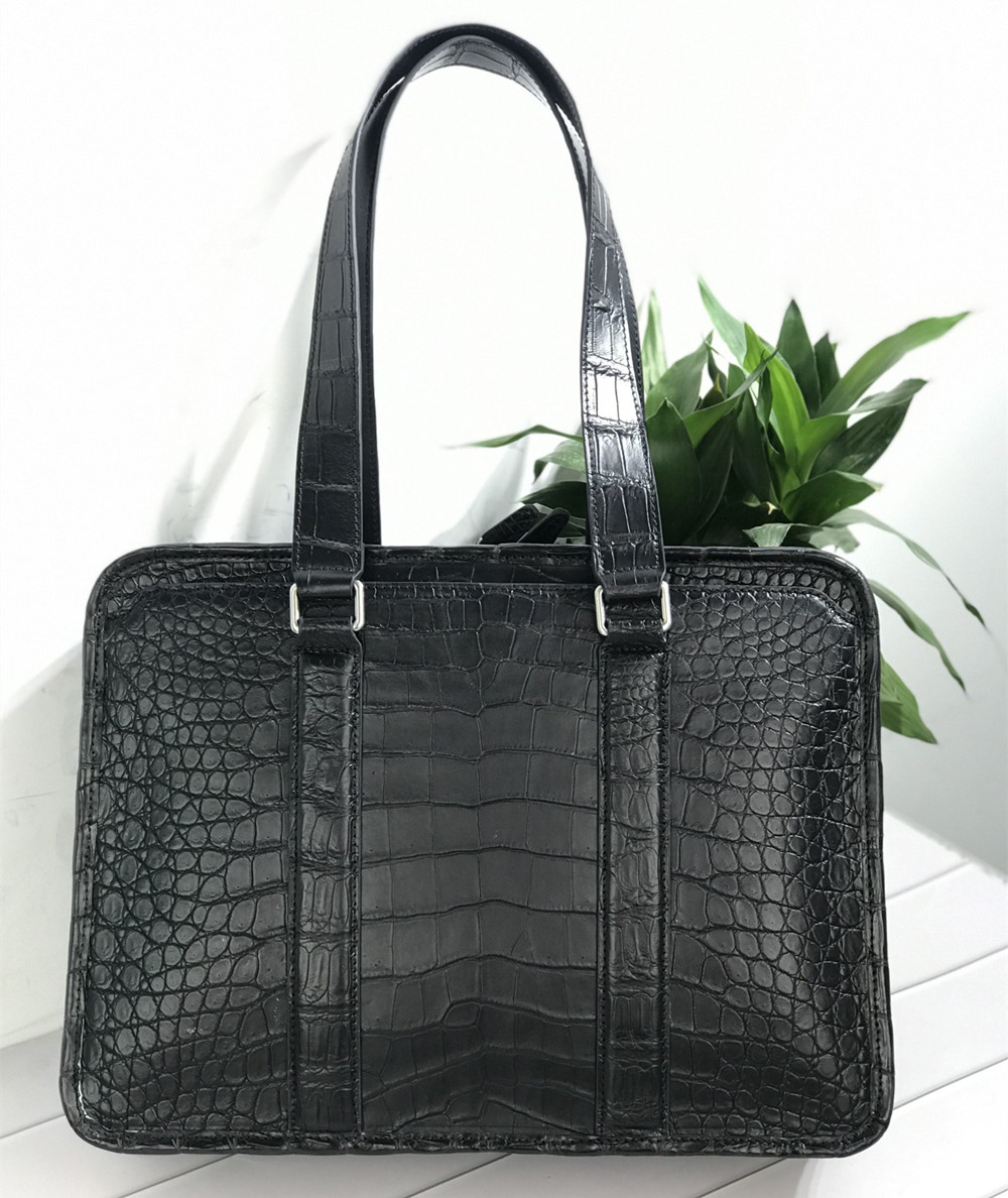 Nuova Borsa per Laptop in Vera - Luxury Bags Collection recensione e prezzo
