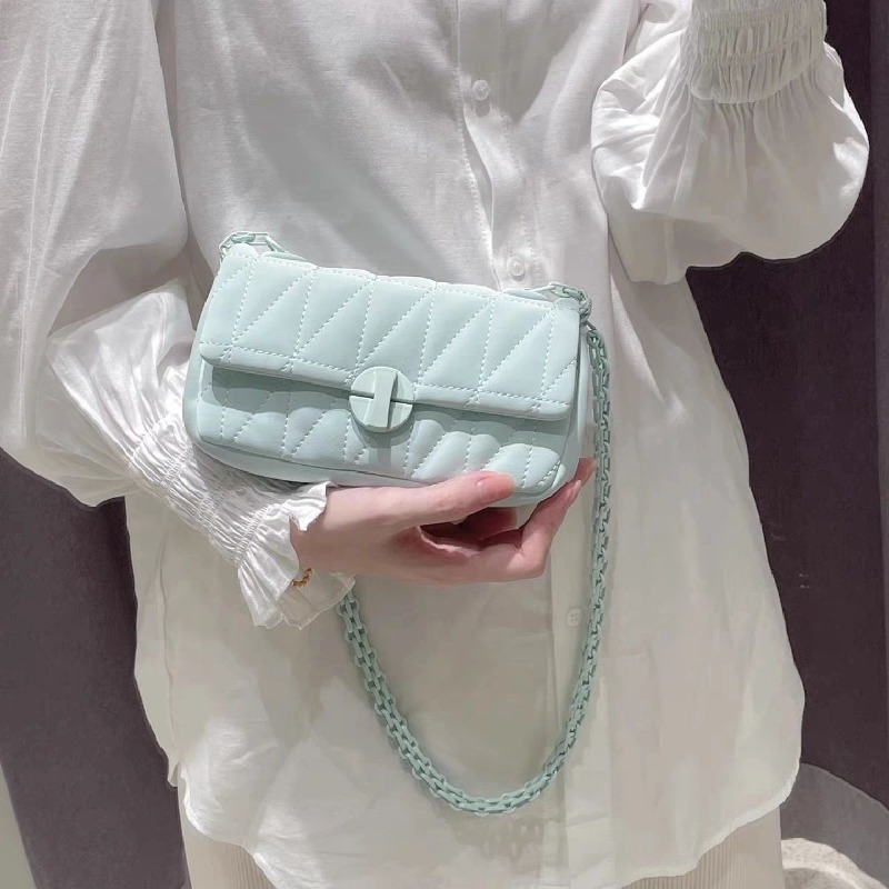 Elegante Borsa a Tracolla Trap - Chain Crossbody Quilted recensione e prezzo